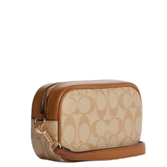 Coach

NWT JAMIE WRISTLET IN SIGNATURE CANVAS - Picture 2 of 3